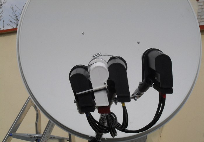Супутникова антена на 4 супутники